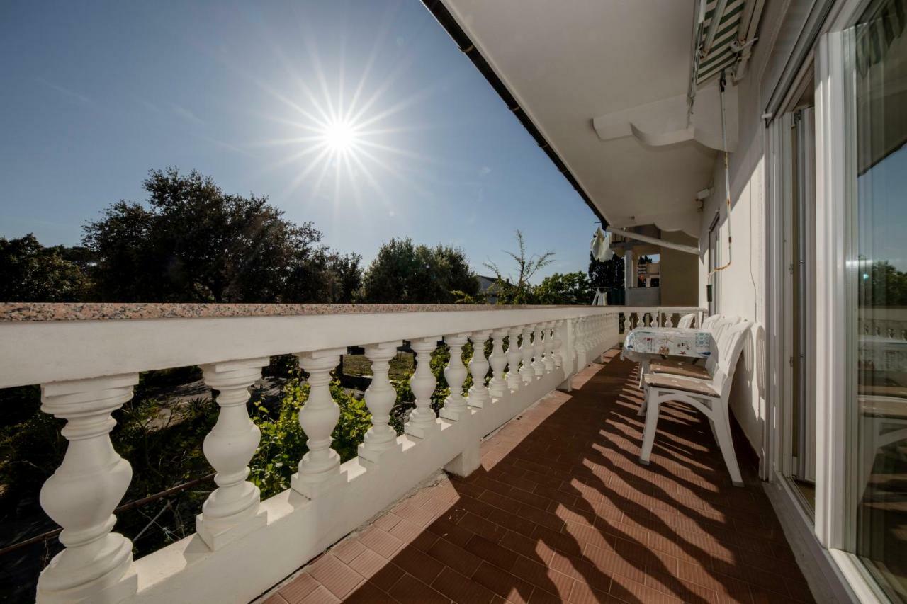 Apartment Marina Rab Town Exterior photo